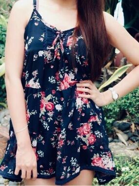 C.O.L.Z.A Sleeveless Floral Mini Dress Size Small